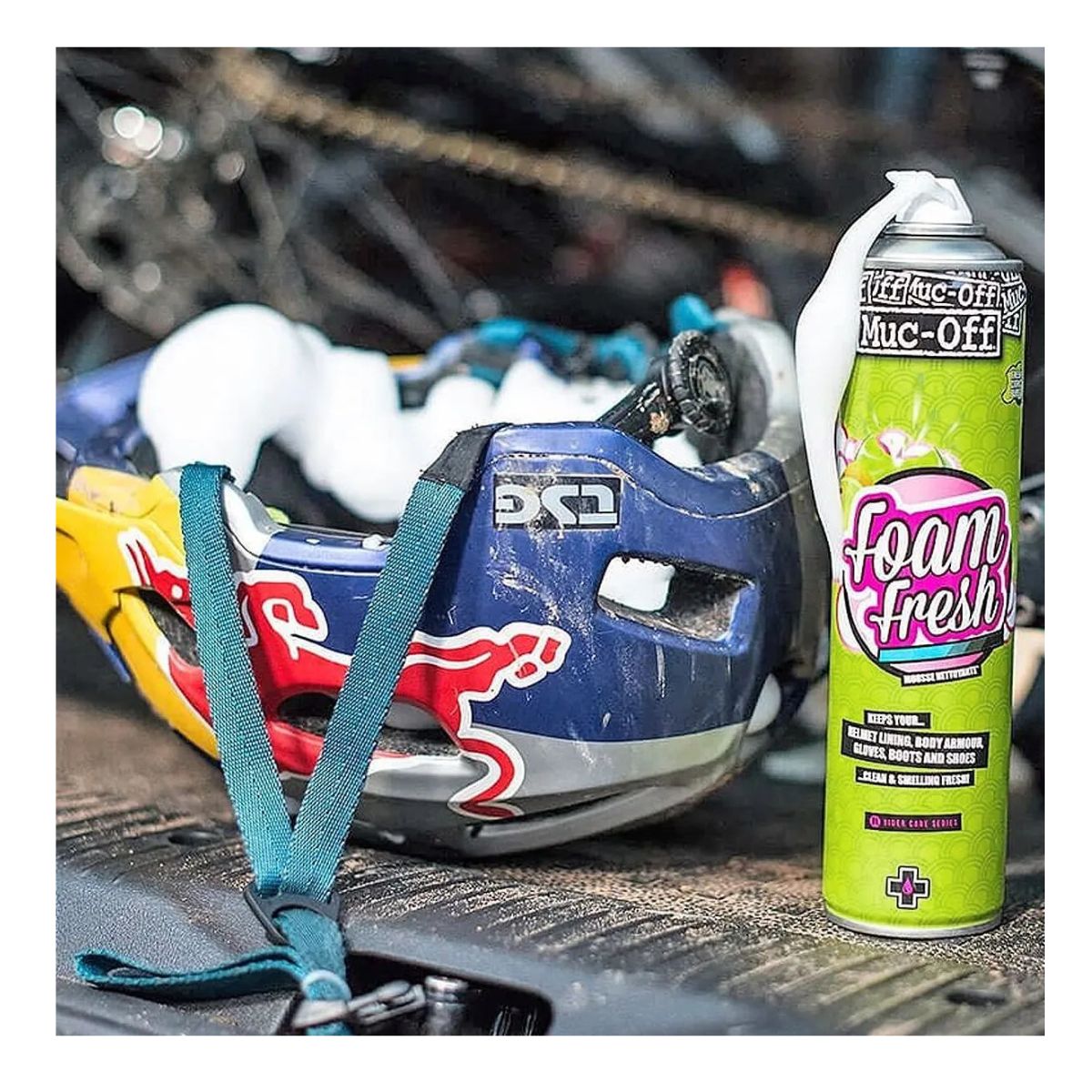 ESPUMA PARA CAPACETE FOAM FRESH MUC-OFF- 400ML (199)