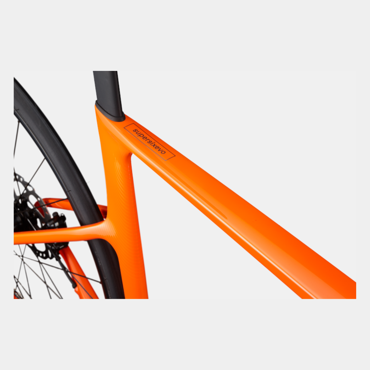 BIKE CANNONDALE SUPERSIX EVO CARBON 4 22V COR LARANJA