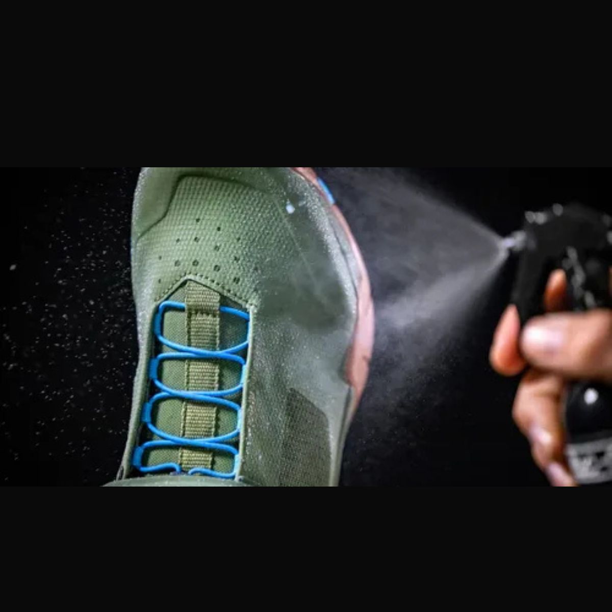 SPRAY PROTETOR FOOTWEAR SHIELD PARA SAPATILHAS DE CICLISMO - 250ML - MUC-OFF (20337)