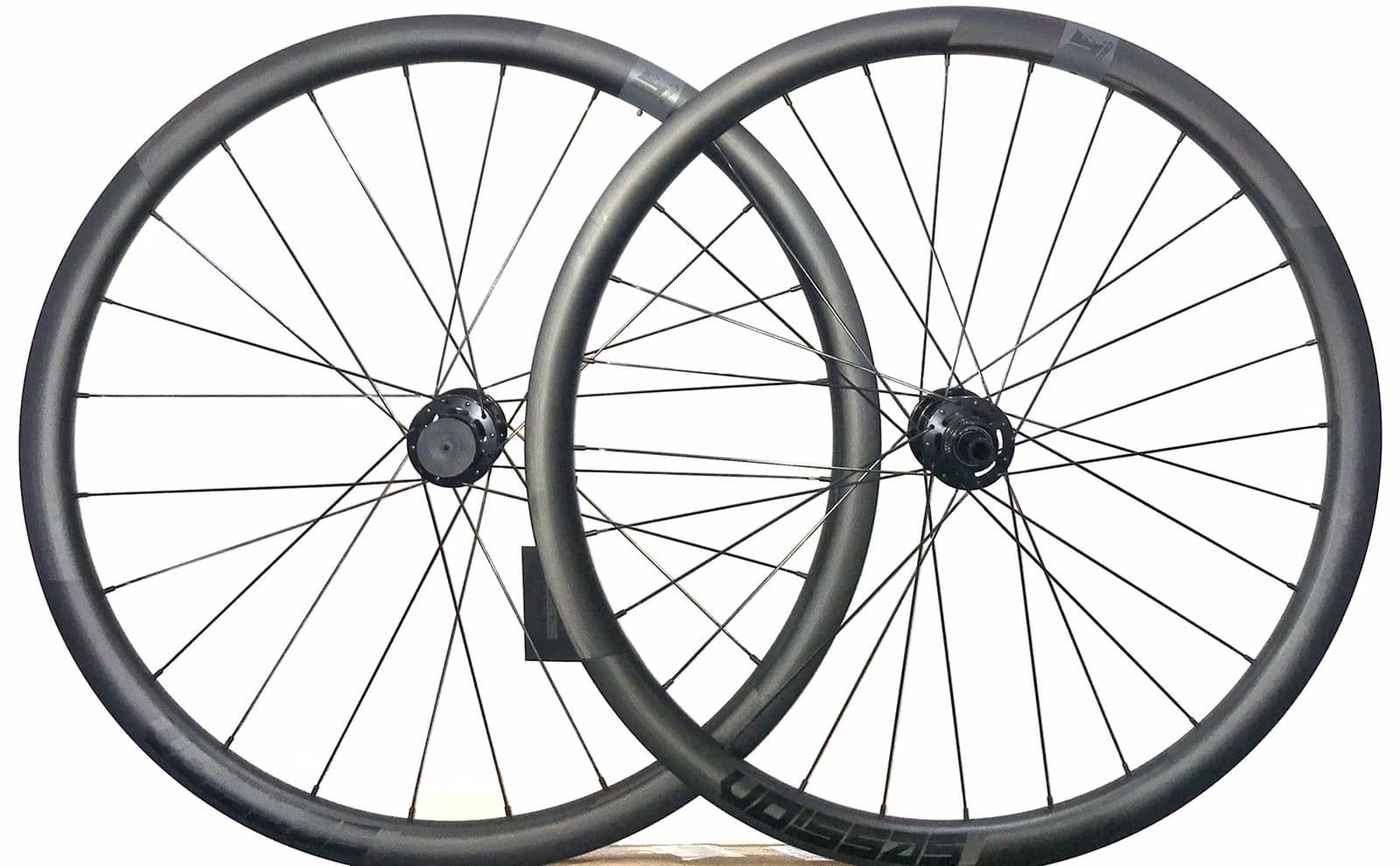 PAR DE RODA SESSION CARBONO C35 DISC 700C CENTER LOCK SHIMANO