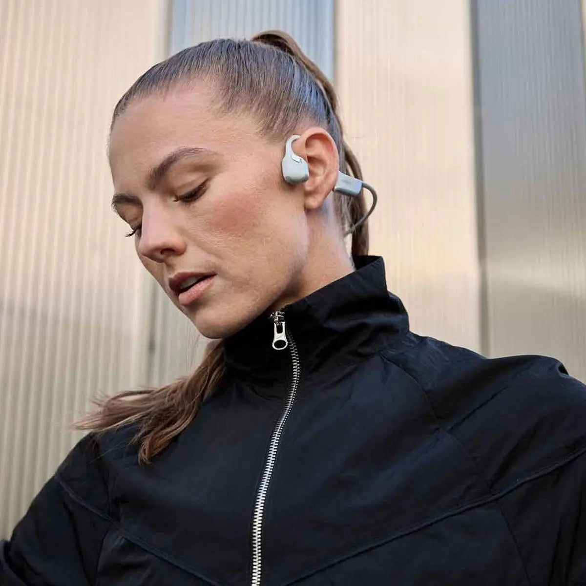 FONE DE CONDUCAO OSSEA SHOKZ OPENRUN PRO 2 PRATA