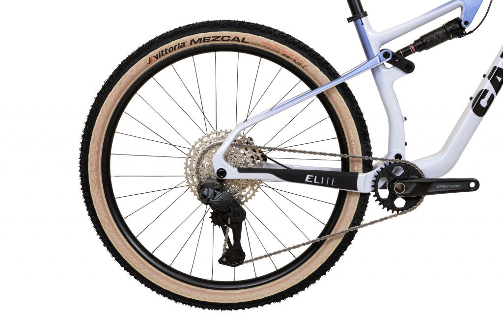 Bike Caloi Carbon FS Racing Di2 Branco 2026