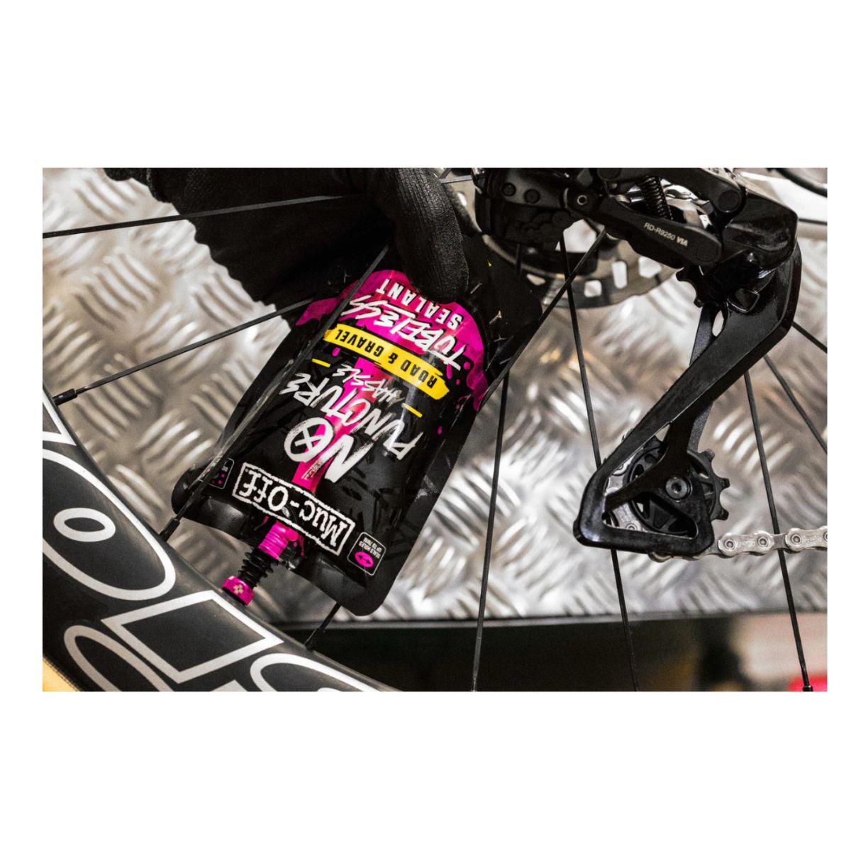 SELANTE NO PUNCTURE HASSLE SPEED E GRAVEL 140ml - MUC-OFF (21040)