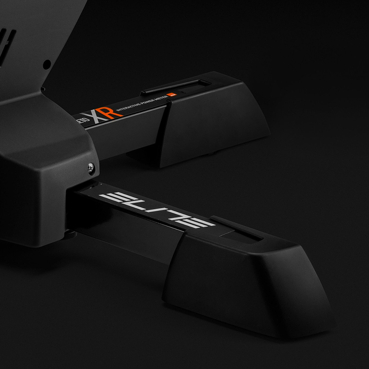 ROLO DE TREINO ELITE DIRETO XR EU COM ZWIFT